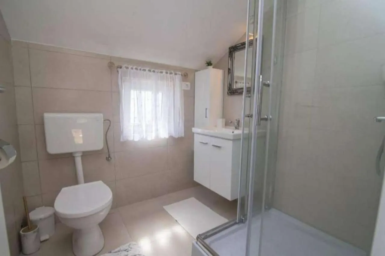 Apartments With A Parking Space Bonic, Losinj - 23056 Veli Losinj