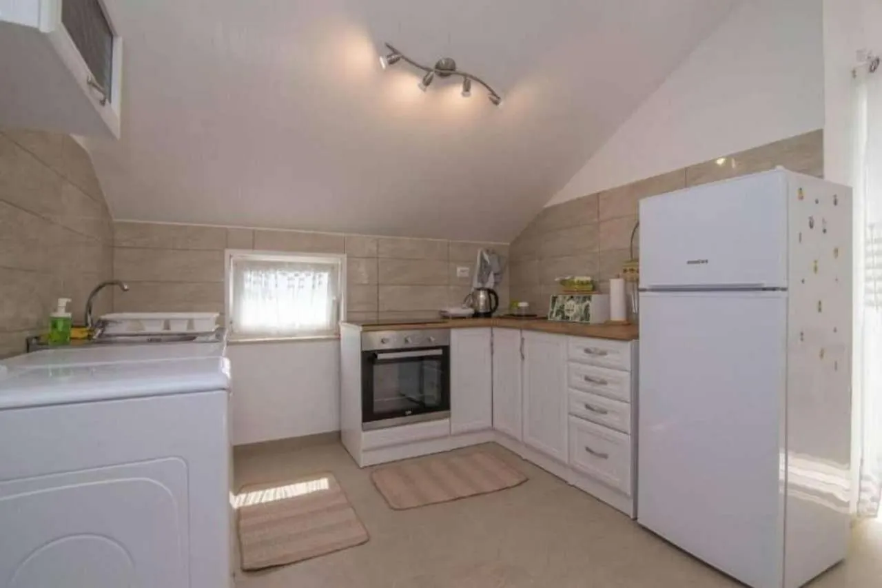 Apartments With A Parking Space Bonic, Losinj - 23056 Veli Losinj